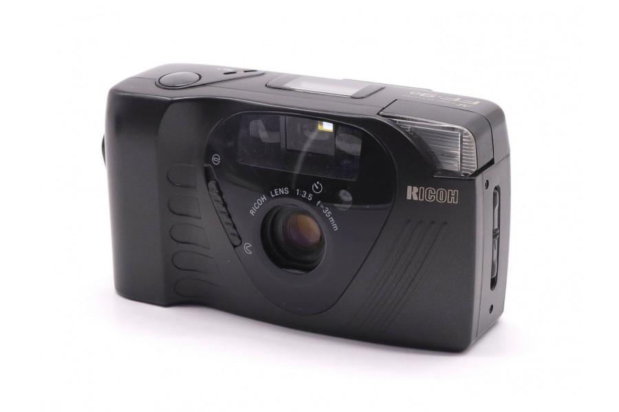 Компактный плёночный фотоаппарат Ricoh FF-9D