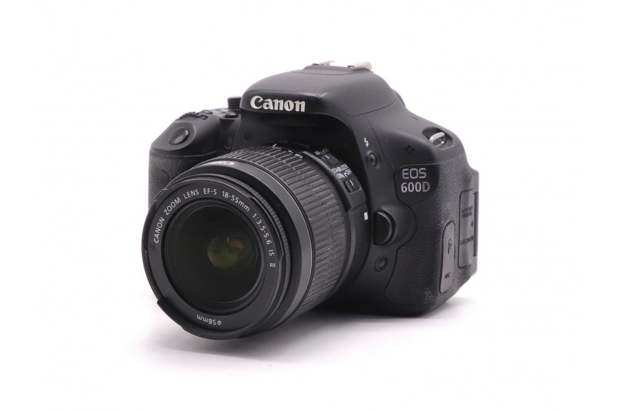 Canon EOS 600D kit (пробег 17385 кадров)