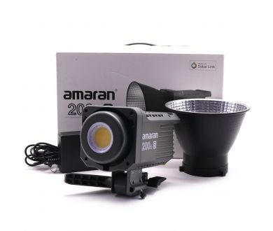 Осветитель Aputure Amaran 200d S в упаковке