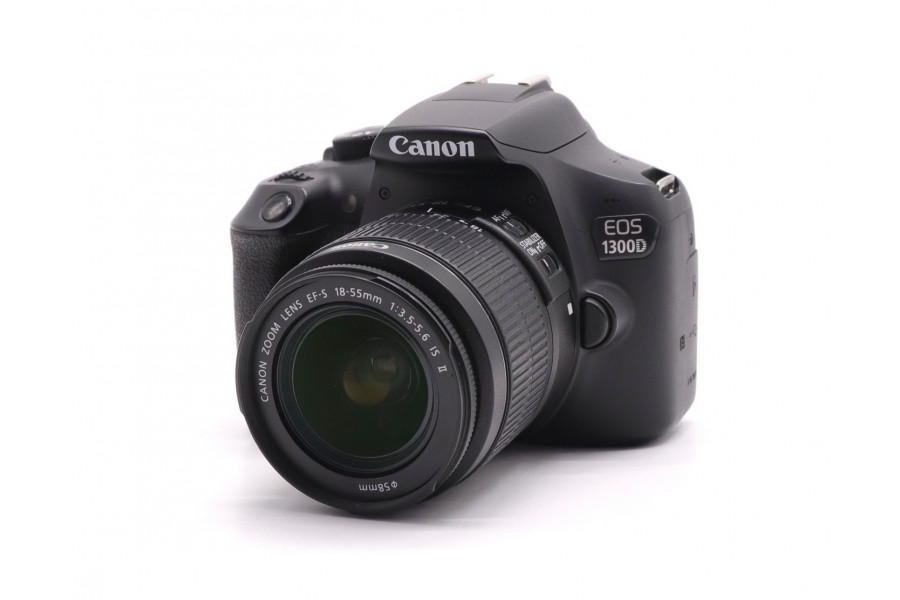 Фотоаппарат Canon EOS 1300D kit (пробег 13450 кадров)