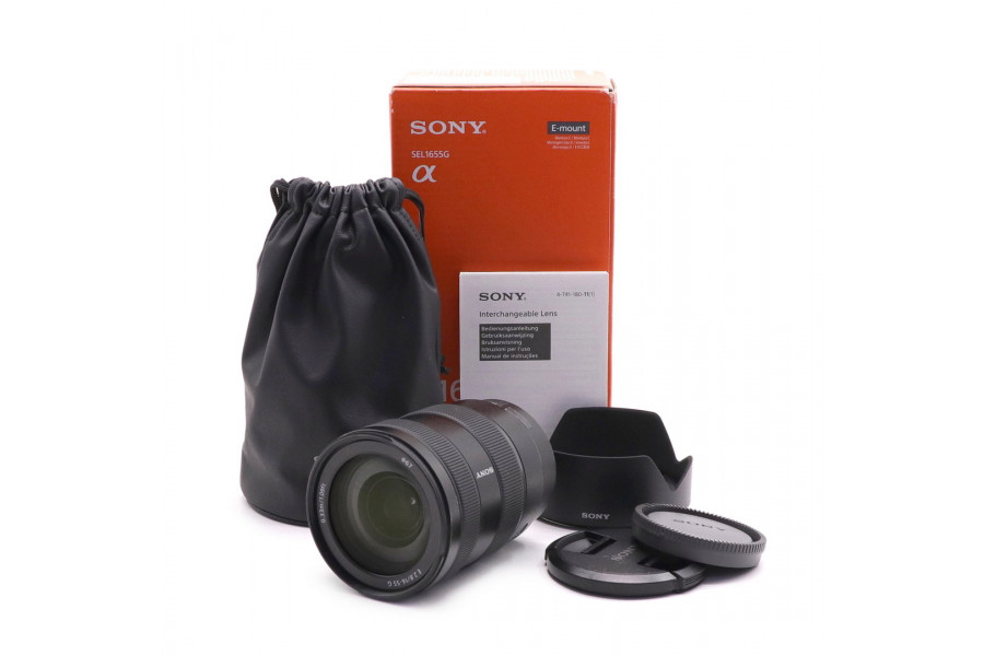 Объектив Sony E 16-55mm f/2.8 G в упаковке