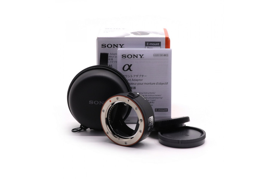 Переходник для установки объективов Sony LA-EA5 в упаковке