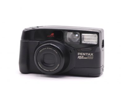 Компактная плёночная камера Pentax IQZoom 900