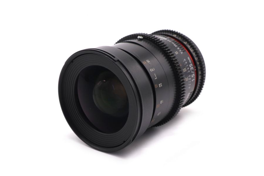 Объектив Samyang 35mm f/1.5 AS UMC II for Canon EF неисправный