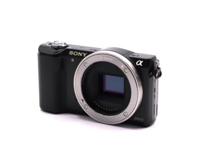 Камера Sony a5000 body (пробег 19500 кадров)