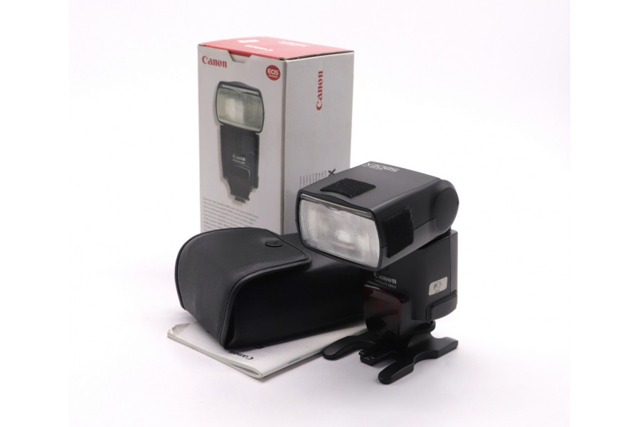 Фотовспышка Canon Speedlite 580EX в упаковке
