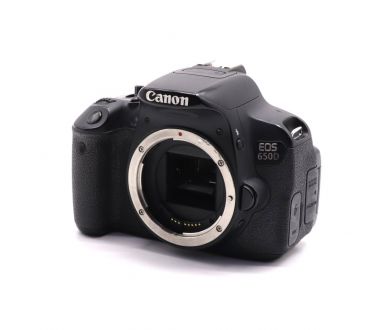 Камера Canon EOS 650D body (пробег 26900 кадров)