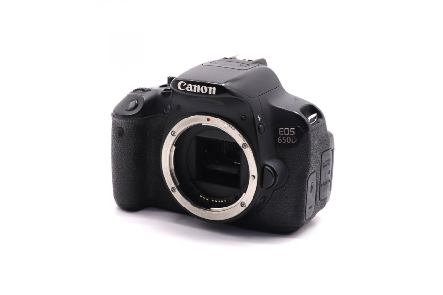 Камера Canon EOS 650D body (пробег 26900 кадров)