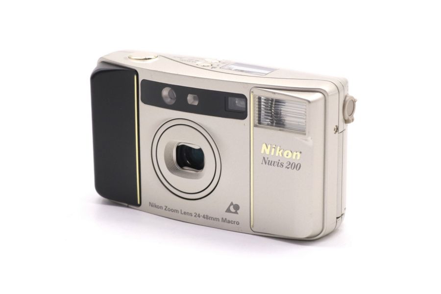 Компактная плёночная камера Nikon Nuvis 200