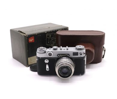 Фотоаппарат Зоркий 6 + Индустар-50 в упаковке