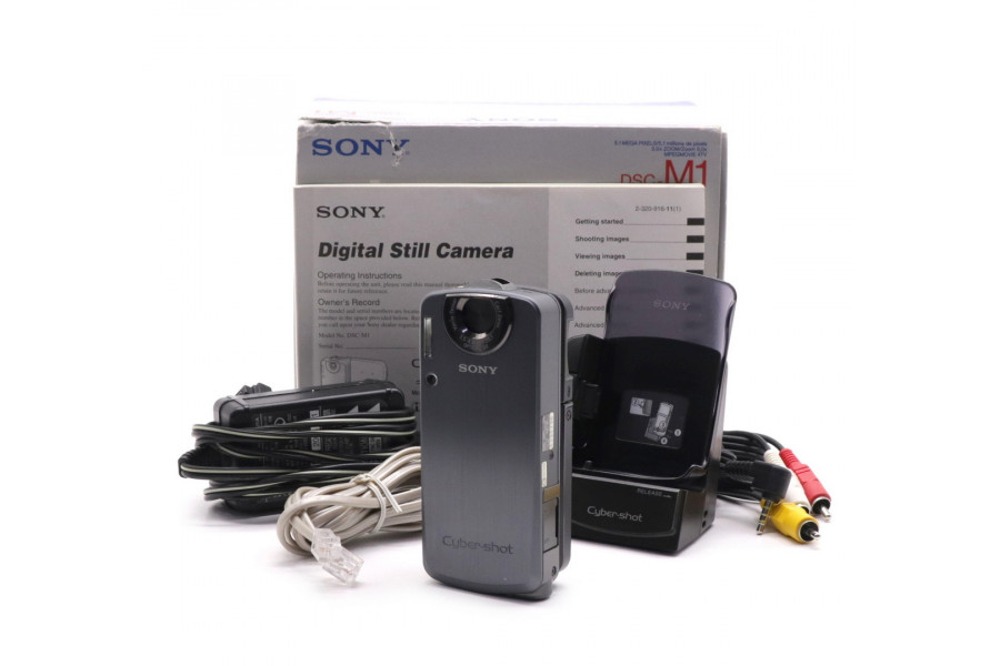 Фотокамера Sony Cyber-shot DSC-M1 в упаковке