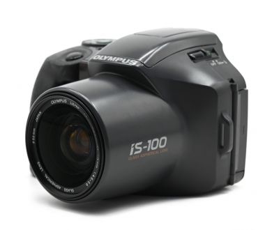 Зеркальный фотоаппарат Olympus IS-100 QD