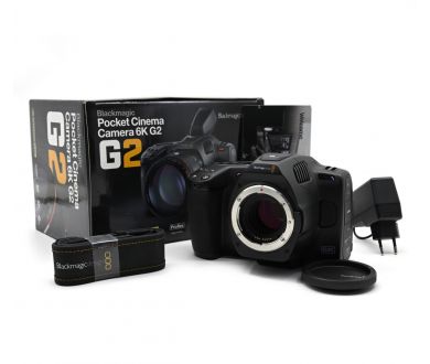 Blackmagic Pocket Cinema Camera 6K G2 в упаковке