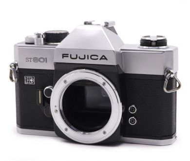 Пленочная зеркальная камера Fujica ST801 body