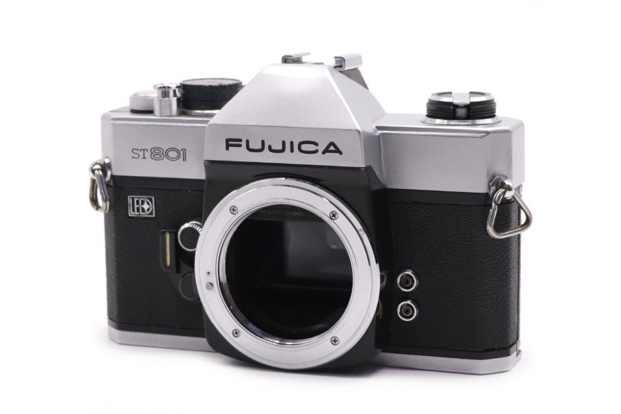 Пленочная зеркальная камера Fujica ST801 body