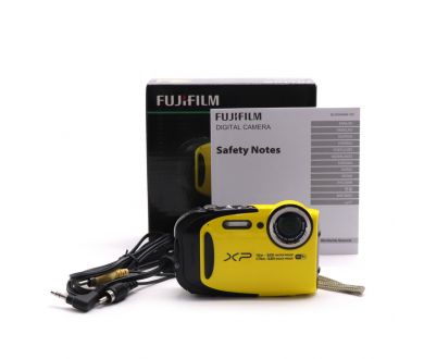 Цифровая камера Fujifilm FinePix XP80 в упаковке