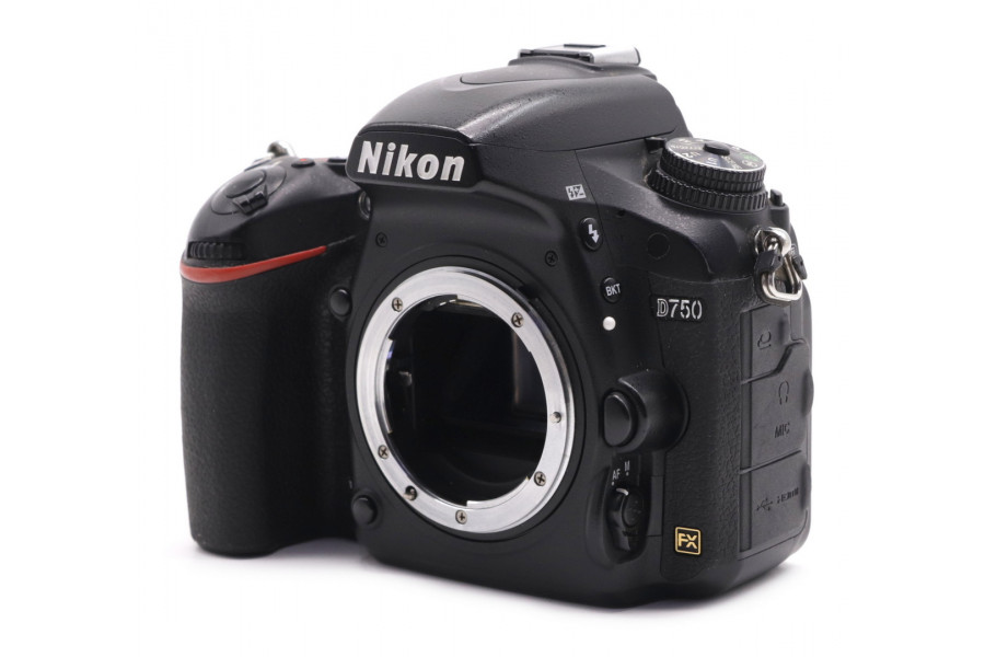 Камера Nikon D750 body (пробег 67000 кадров)