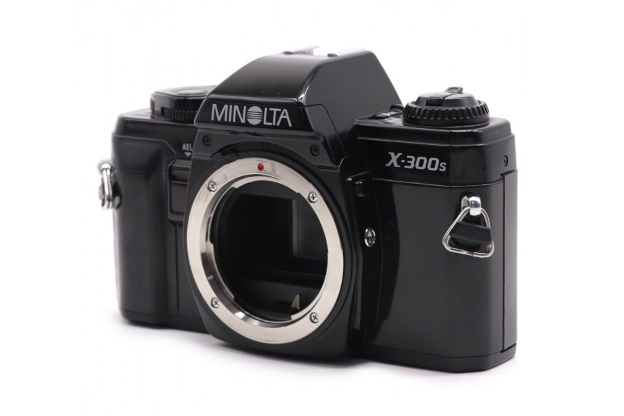 Зеркальный фотоаппарат Minolta X-300s body