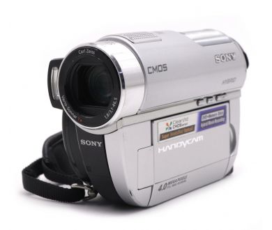 Видеокамера компактная Sony DCR-DVD910