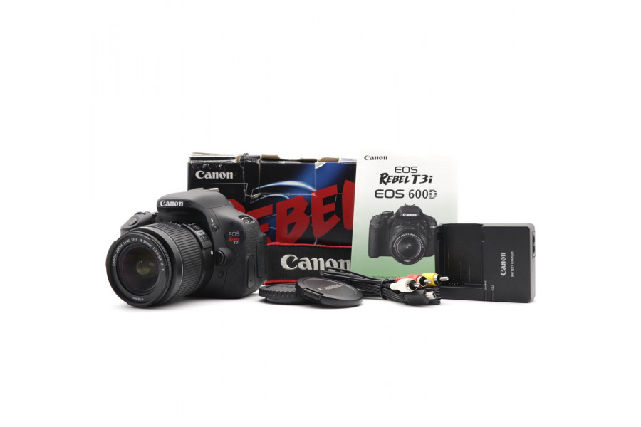 Canon EOS Rebel T3i (600D) kit в упаковке (пробег 2425 кадров)