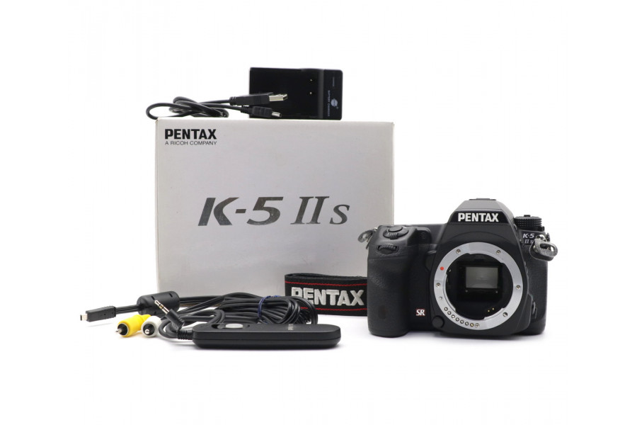 Pentax K-5 IIS body в упаковке (пробег 45835 кадров)