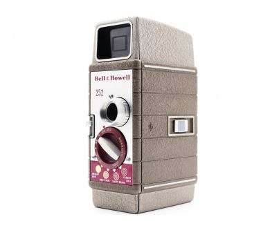 Кинокамера Bell & Howell Model 252 (USA)