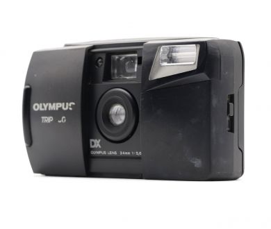Винтажный фотоаппарат Olympus Trip 300