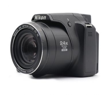 Компактная «суперзумовая» камера Nikon Coolpix P90