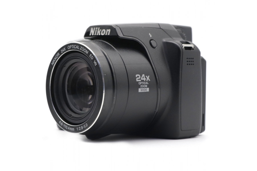 Компактная «суперзумовая» камера Nikon Coolpix P90