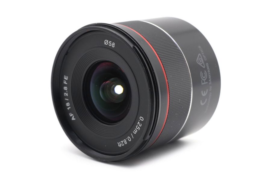 Объектив Samyang AF 18mm f/2.8 Sony FE