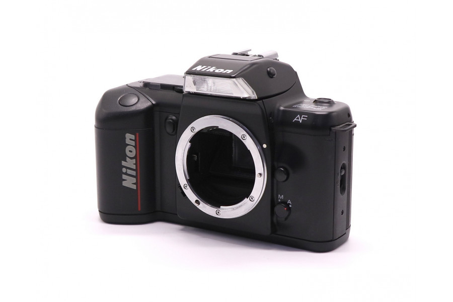 Плёночная зеркальная фотокамера Nikon F-401 QD body