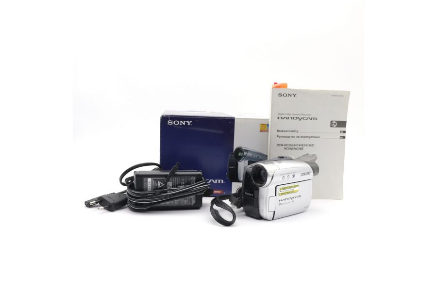 Видеокамера Sony DCR-HC36E Handycam в упаковке