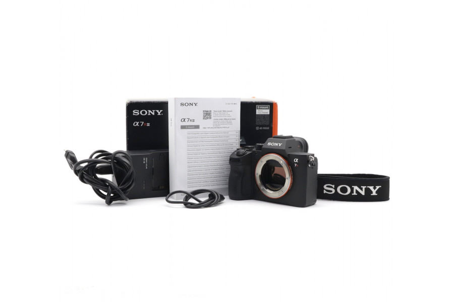 Sony A7RIII ILCE-7RM3 body в упаковке (пробег 14160 кадров)
