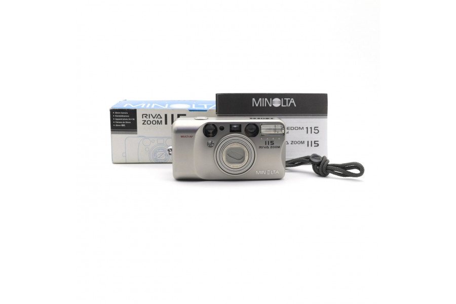 Фотокамера Minolta Riva Zoom 115 в упаковке