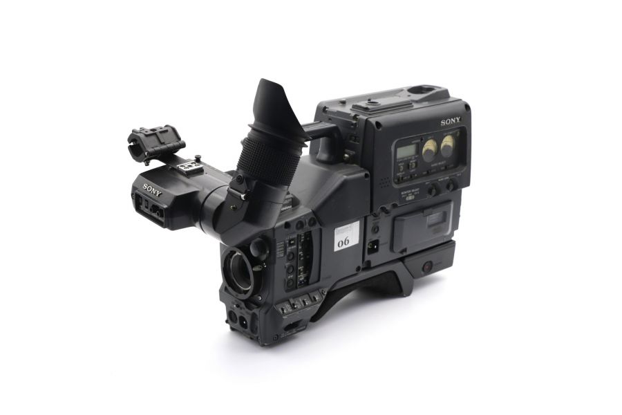 Видеокамера профессиональная Sony DXC-637P