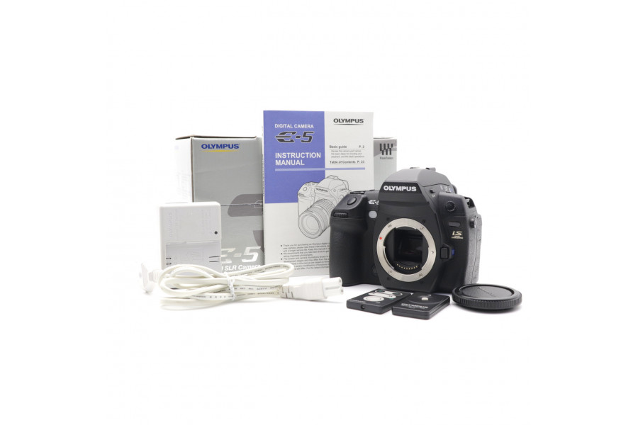 Olympus E-5 body в упаковке (пробег 7000 кадров)