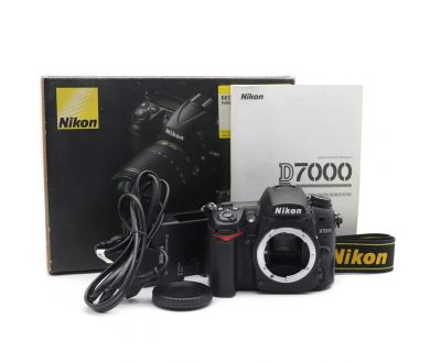 Nikon D7000 body в упаковке (пробег 29520 кадров)