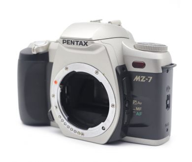 Камера зеркальная Pentax MZ-7 body неисправная
