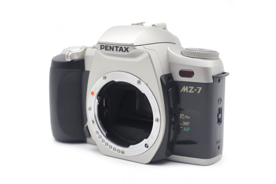 Камера зеркальная Pentax MZ-7 body неисправная