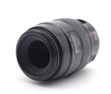 Светосильный Canon EF 100mm f/2.8 Macro