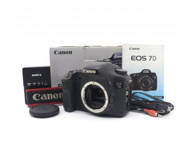 Canon EOS 7D body в упаковке (пробег 157000 кадров)