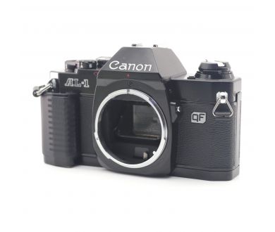 Зеркальный фотоаппарат Canon AL-1 QF body black