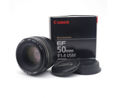Объектив Canon EF 50mm f/1,4 USM в упаковке