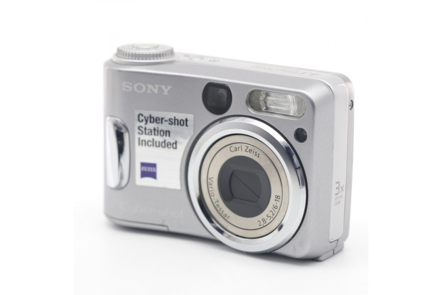 Компактный цифровой Sony Cyber-shot DSC-ST80