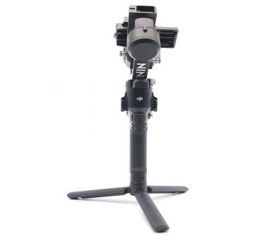Профессиональный стабилизатор DJI Ronin RS 4