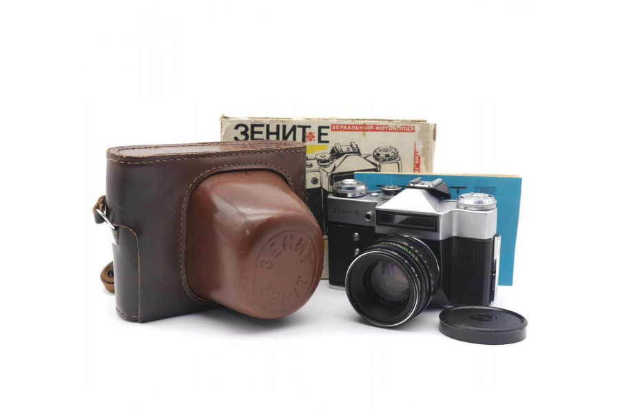 Фотоаппарат Зенит Е kit в упаковке неисправный