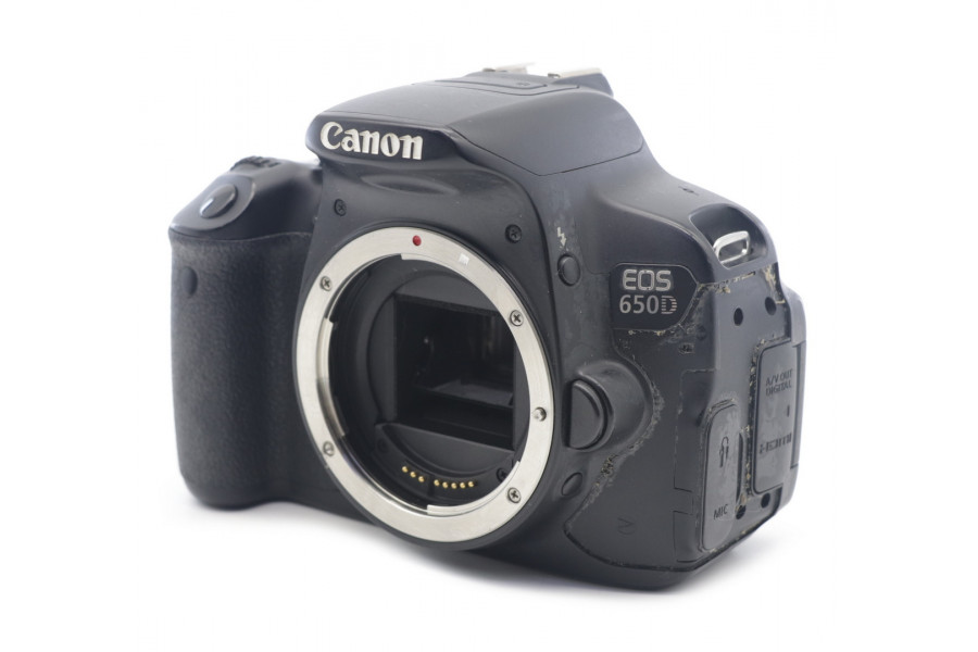Canon EOS 650D body (пробег 45380 кадров)