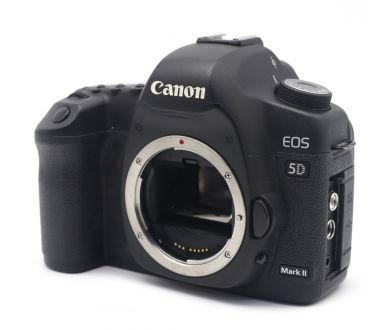 Canon EOS 5D Mark II body (пробег 21000 кадров)