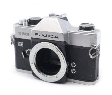 Пленочная зеркальная фотокамера Fujica ST801 body