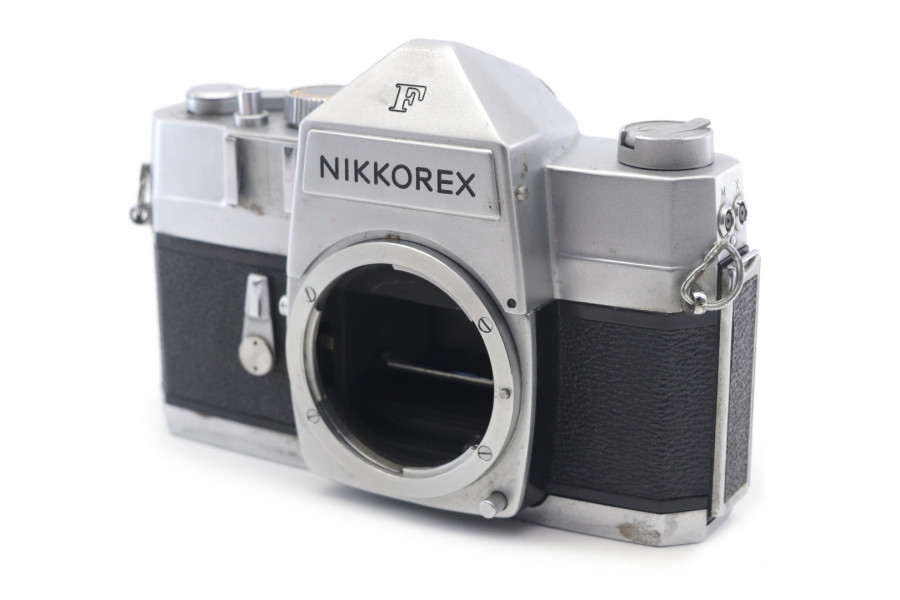 Однообъективный зеркальный фотоаппарат Nikkorex F